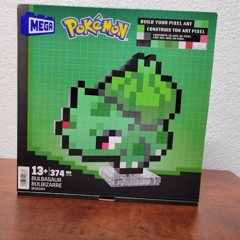 Mega Pokémon Bulbasaur Build Your Pixel Art Set NIB